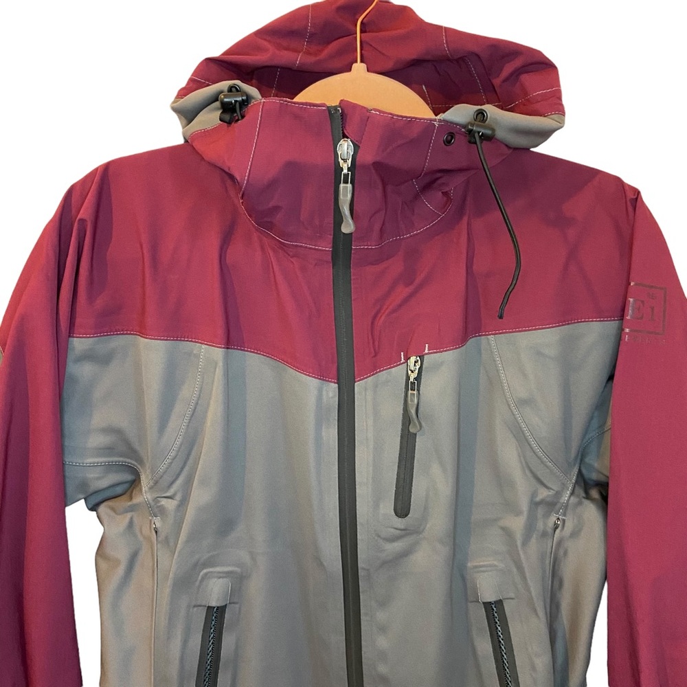 REI E1 Elements Jacket Maroon and Grey Size Small Women's